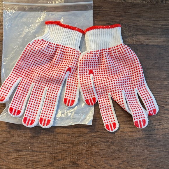 Tidy Paws Pet Drying Mitt. - Picture 2 of 12